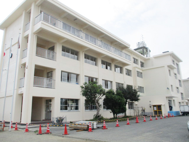 牧之原市小学校外壁塗装工事